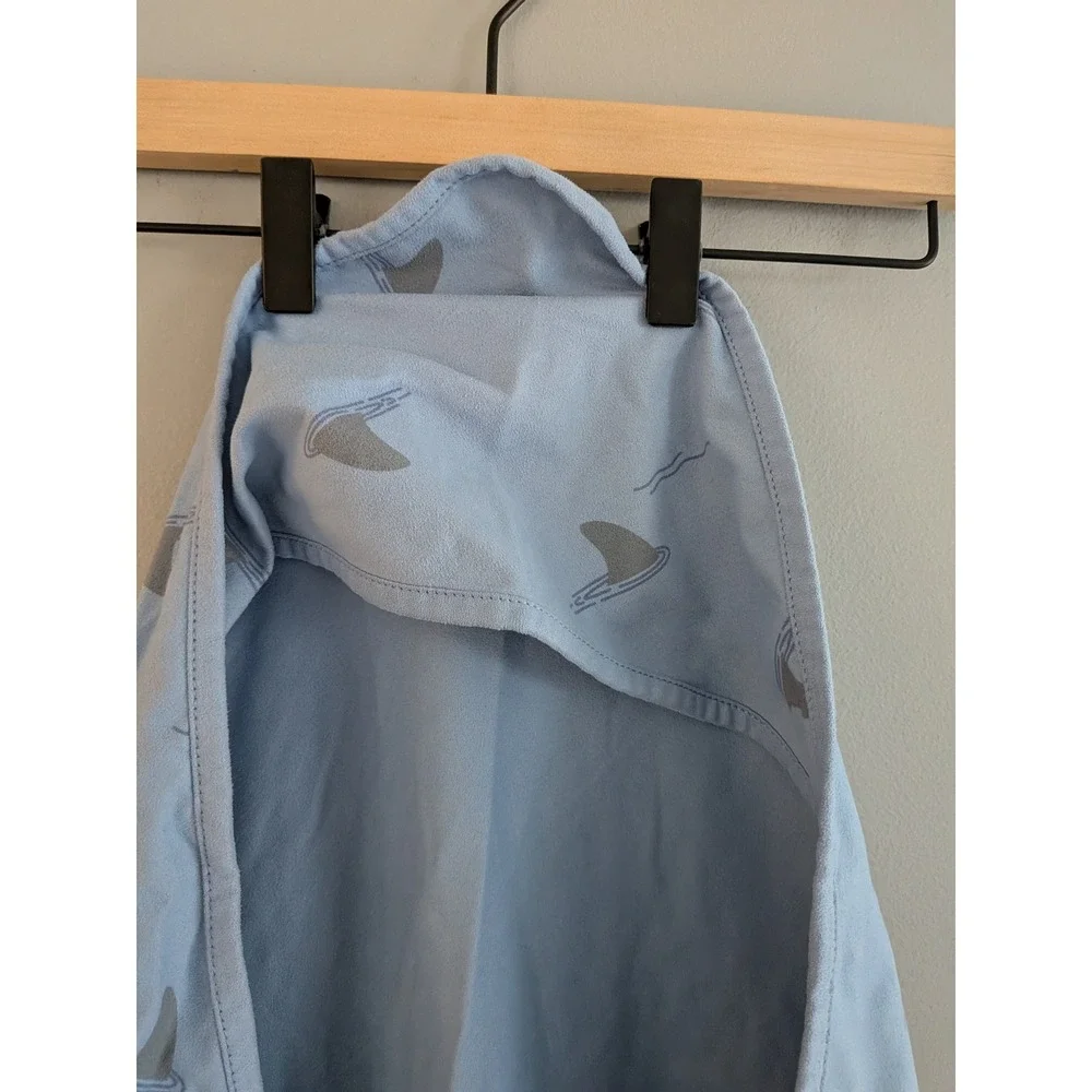 Norwex Beach Hooded Towel Blue‎ Shark Print Pool or Bath Quick Dry
